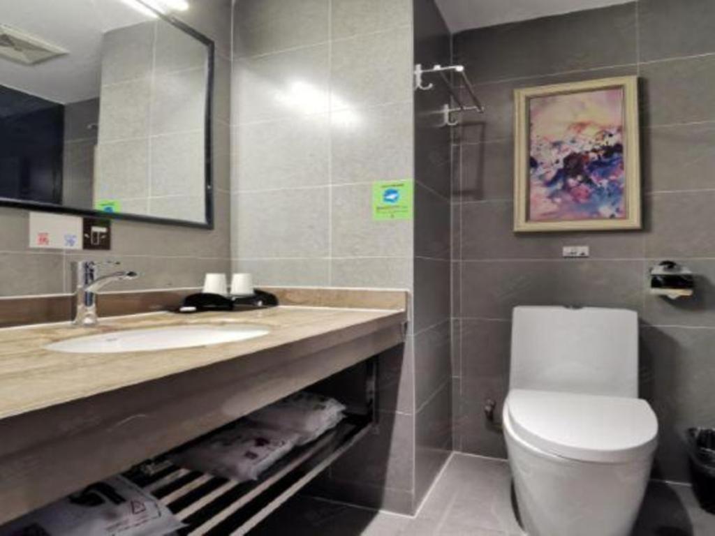 T Social Hotel Guangzhou Railway Station Branch Extérieur photo