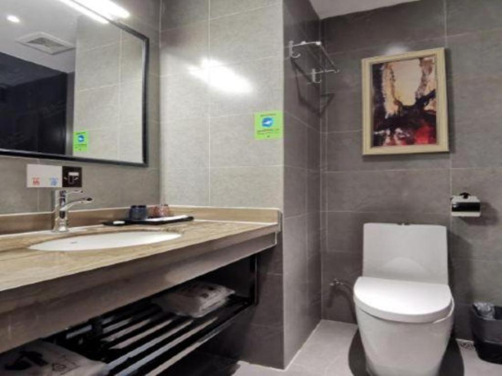 T Social Hotel Guangzhou Railway Station Branch Extérieur photo